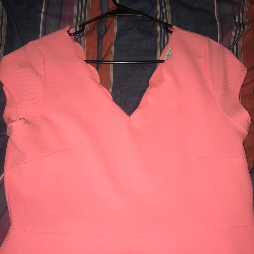 Short Sleeve Scalloped Skater Dress